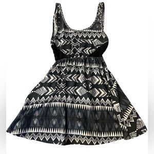 Black and White Patterned Women's Dress